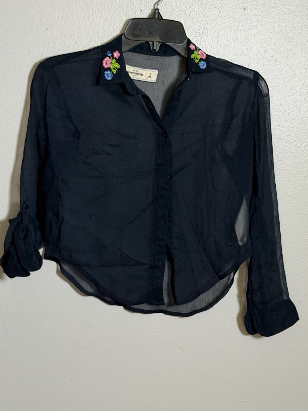 Abercrombie Kids Girl Navy Sheer Button-Down Embroidered Floral Shirt‎ size S
